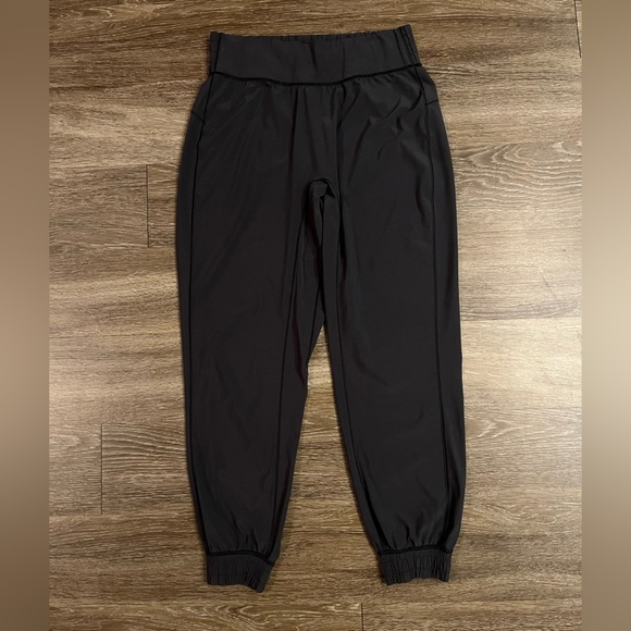 Lululemon Sun Setter Jogger 28" in Black Size 8 - Picture 6 of 7
